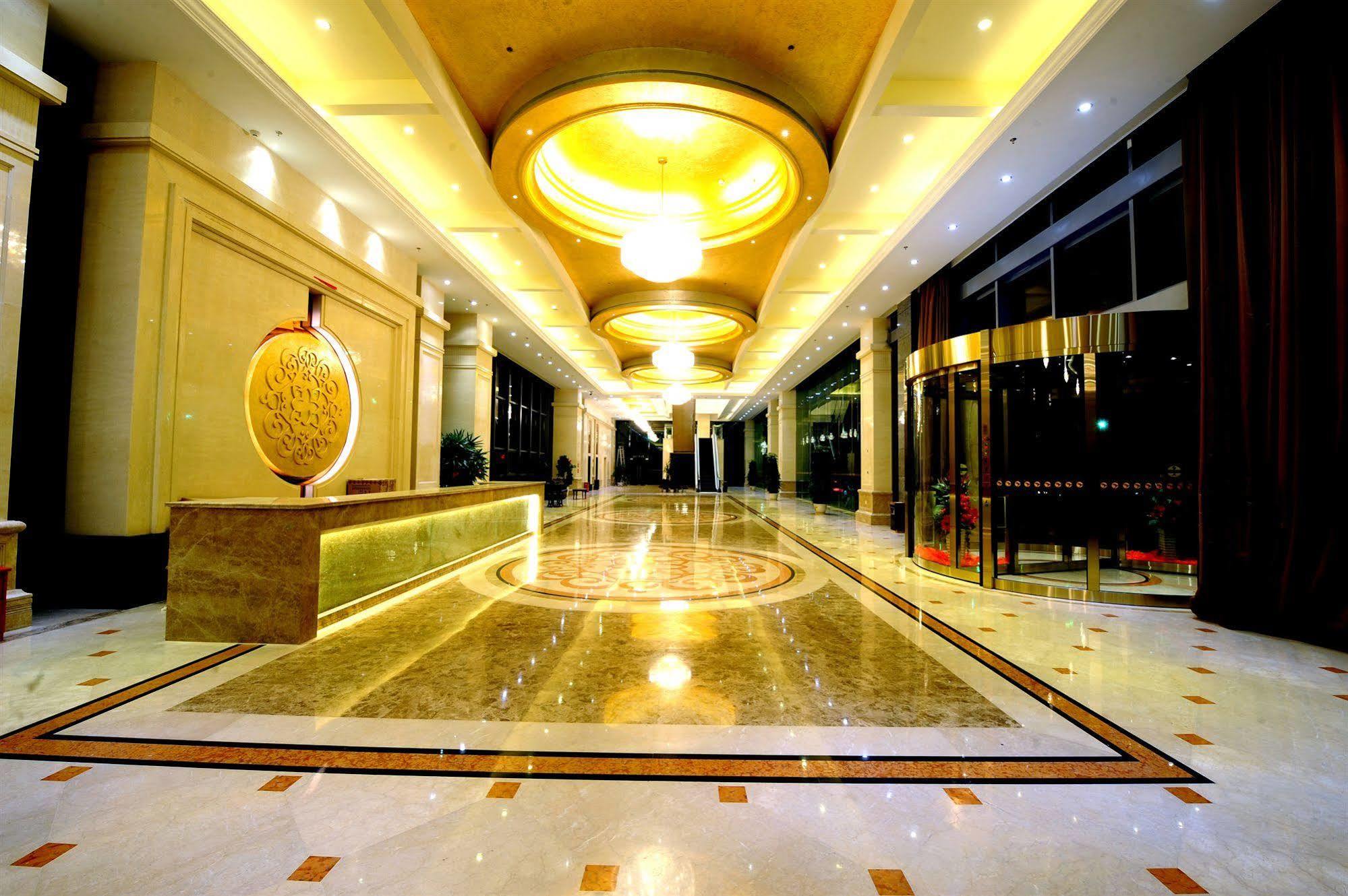 Huafang Jinling International Hotel Csangcsiakang Kültér fotó